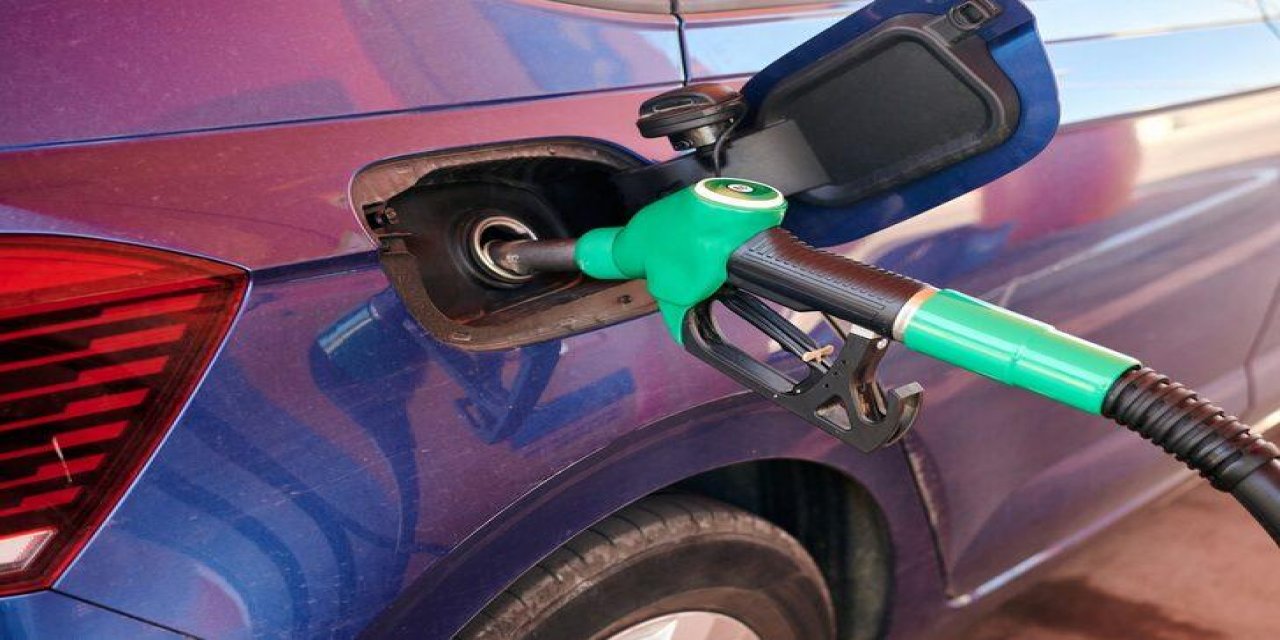 Benzine ve Motorine Büyük İndirim!