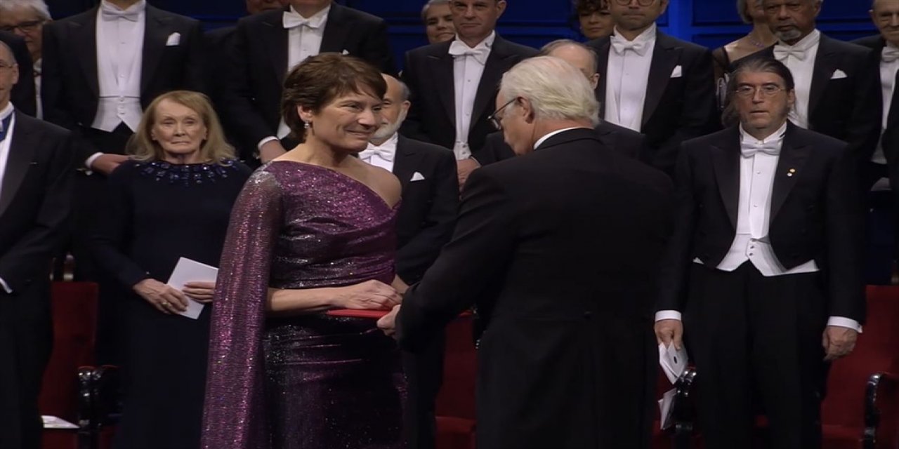 2022 Nobel Ödülleri fizik, tıp, kimya ve ekonomi dallarında sahiplerini buldu.