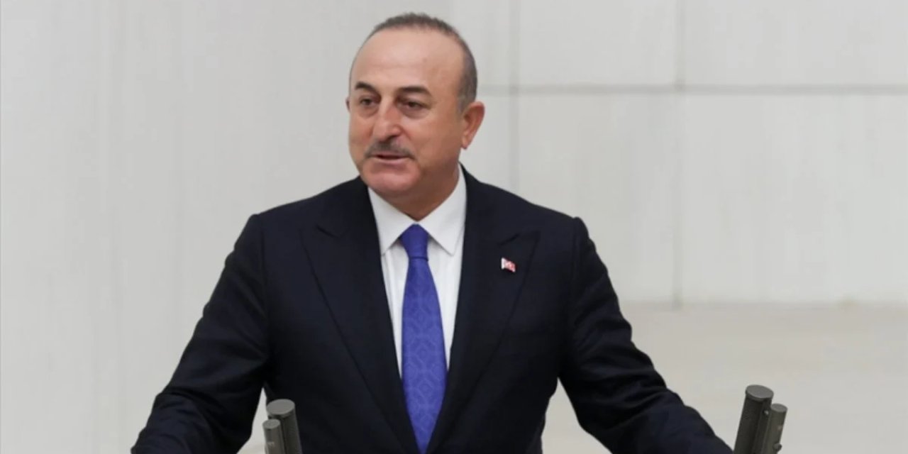 Bakan Mevlüt Çavuşoğlu: Maliye bakanımızın gözlerine bakıyoruz ışıltı varsa talebimizi iletiyoruz.