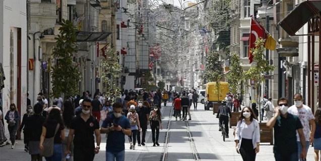 Hükümetin Başarı Puanı %70'i Geçti