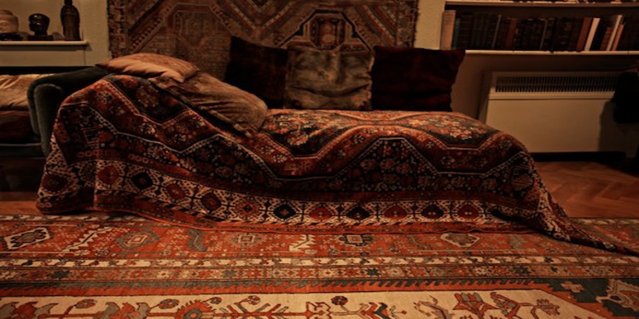 Psikolojinin Babası Freud Neden Hastalarını Türk halısı Üzerine Yatırırdı?