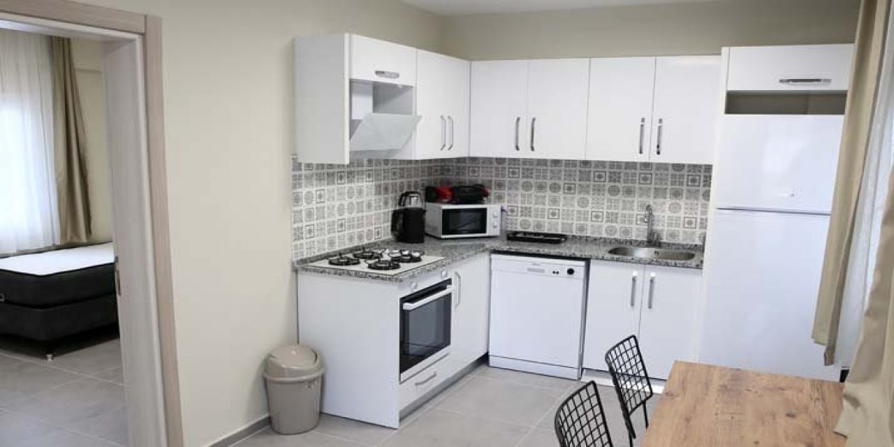 İzmir’de öğrencilere ‘1 liraya’ deniz manzaralı ev