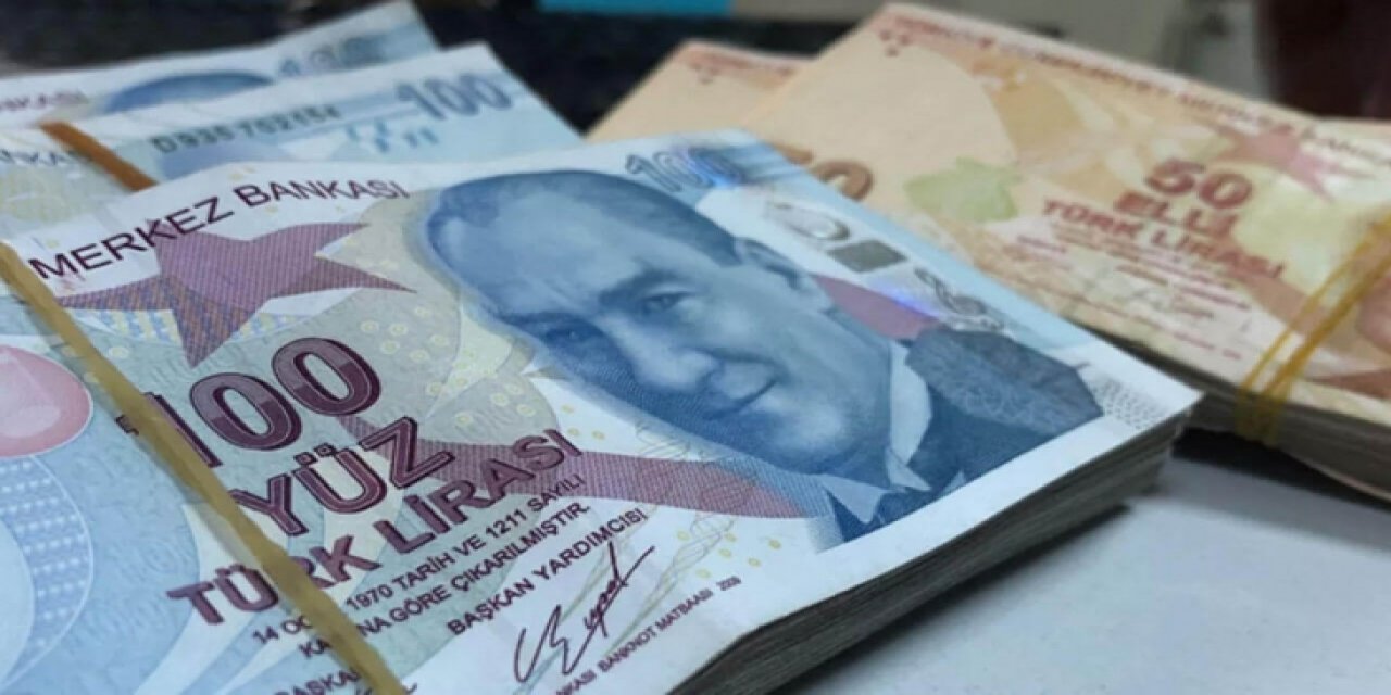 Öğrencilere aylık 300 lira yardımın ayrıntıları açıklandı.