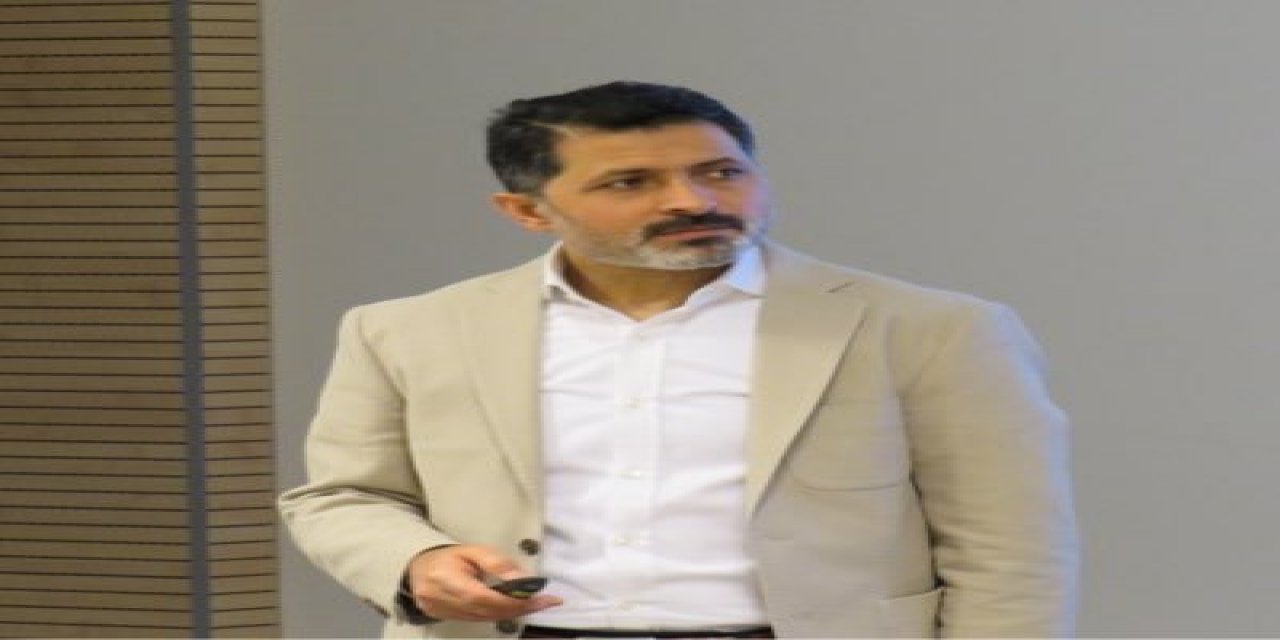 Eğitim Bir Sen'de Ali Yalçın Karşısında Genel Başkalığa Sükrü Kolukısa Adaylığını Açıkladı