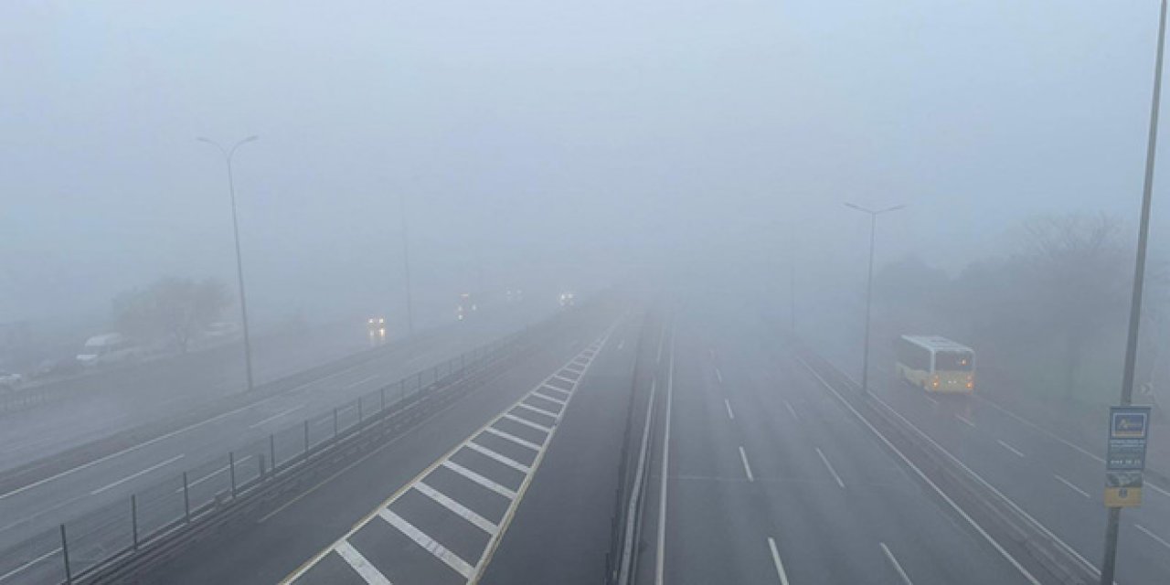 İstanbul'da yoğun sis etkili oluyor sıra kar yağışında