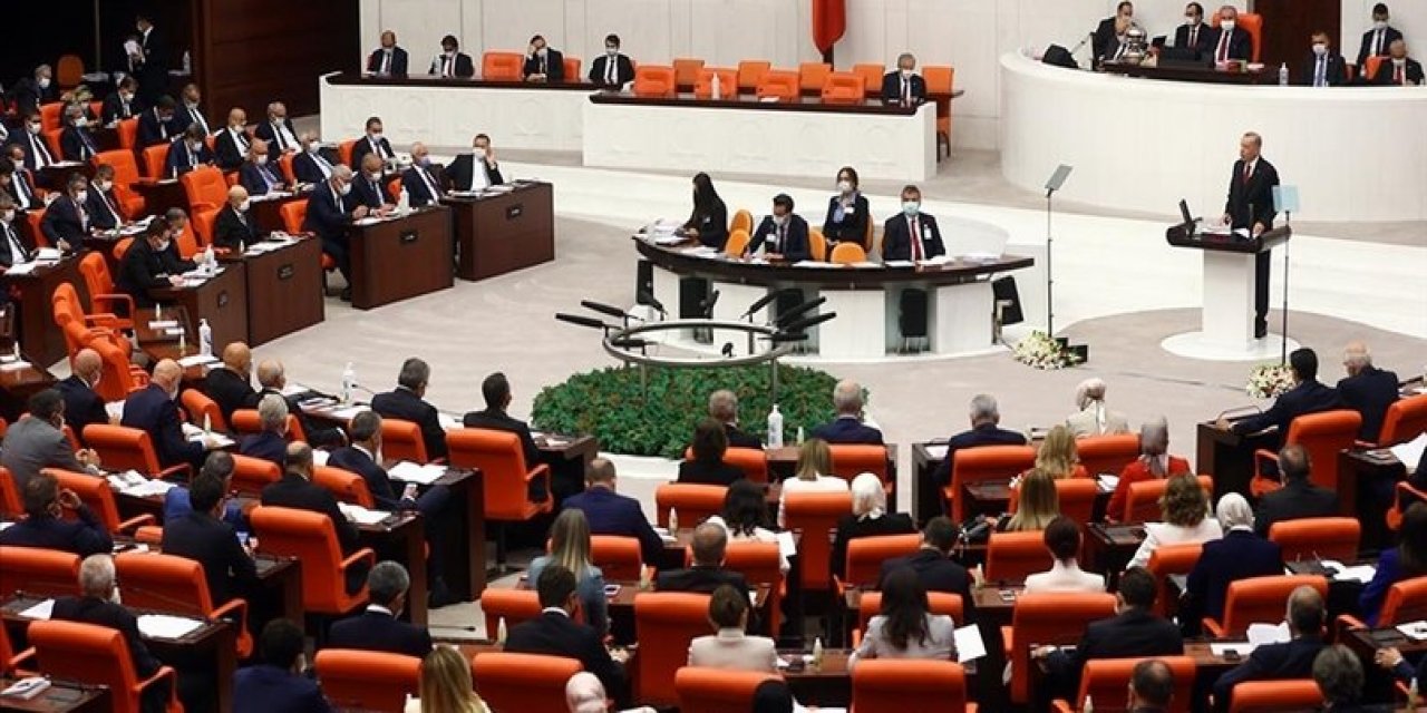 Memur ve emekliye yüzde 3 refah payı teklifi TBMM'de