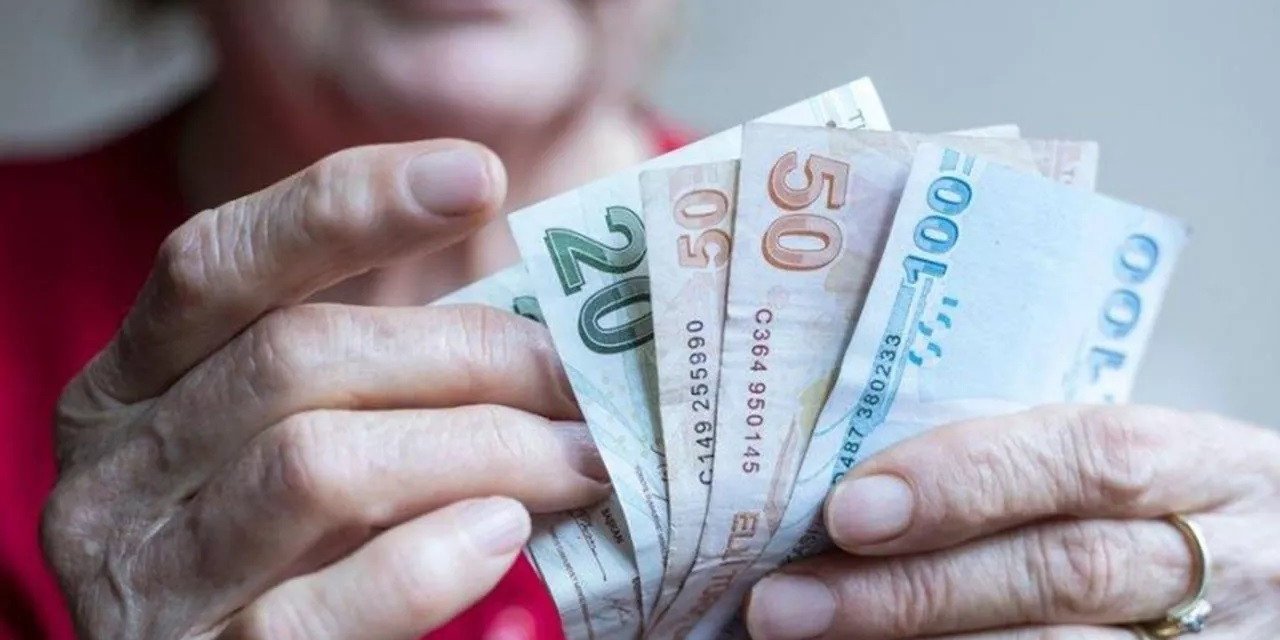 Memur ve Emekliye Yeni Zam! Ne Kadar Oldu?