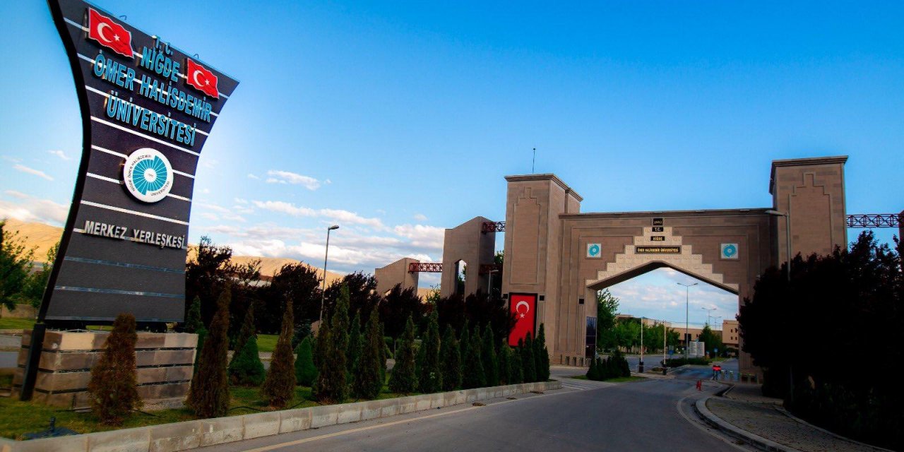 Üniversiteyi sarsan 'Seks karşılığı kadro' iddiası yargıya taşındı