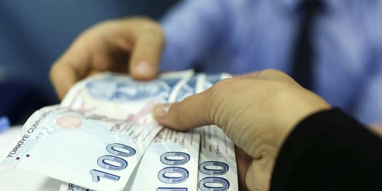 Kamuda Çalışanlar  İçin Büyük İkramiye Rakamları Belirlendi!