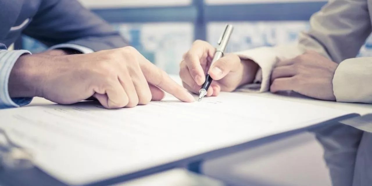 Yok böyle terbiyesizlik.. Başöğretmene 'büyükbaş', Uzman öğretmene ' Küçükbaş' ..