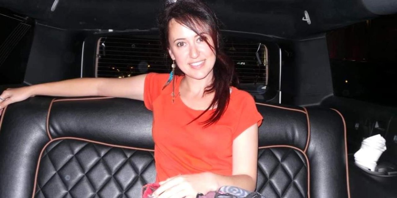 Genç öğretmen beyin tümörüne yenildi