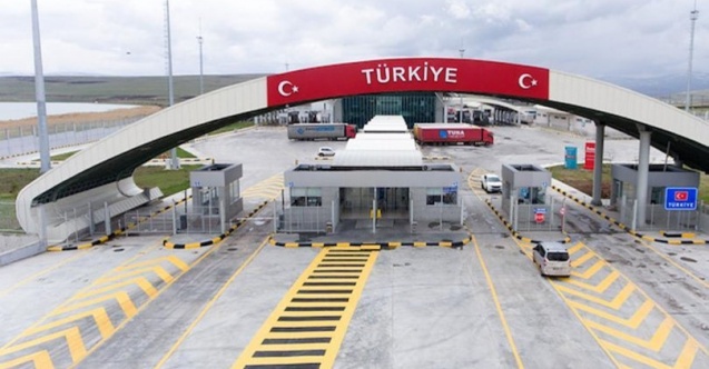 Türkiye Bir Ülke Hariç Tüm Sınır Kapılarını Açtı