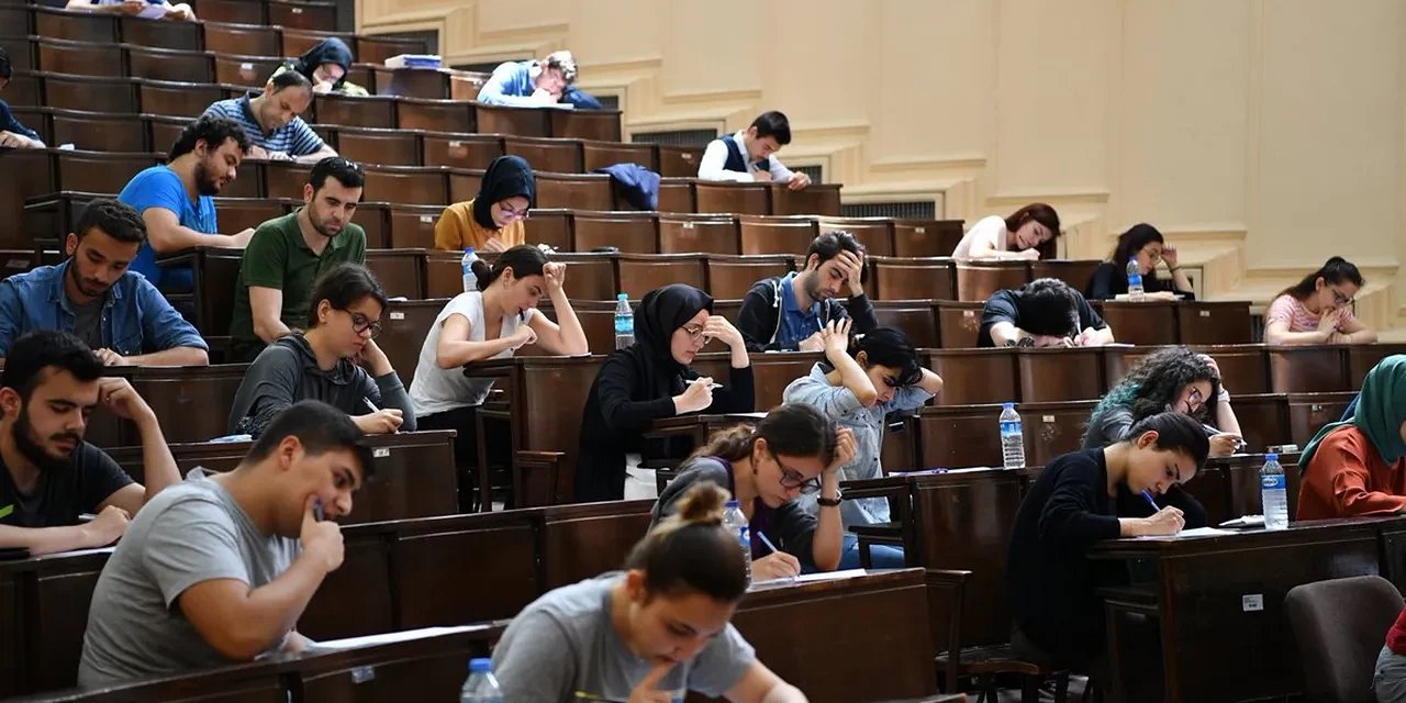 O ilde ''Üniversiteli gençlere ev destek paketi'' açıklandı. Nasıl başvurabilirim?