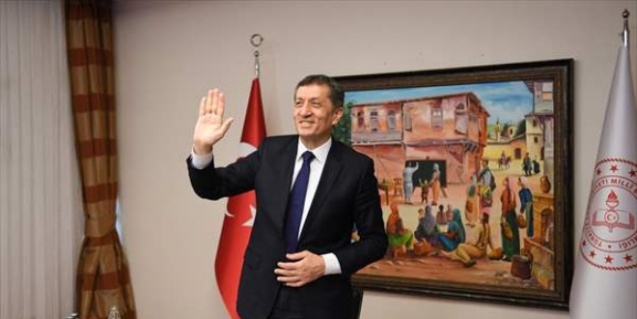 Bakan Selçuk'tan EBA TV'de Yeni Dönem Açıklaması