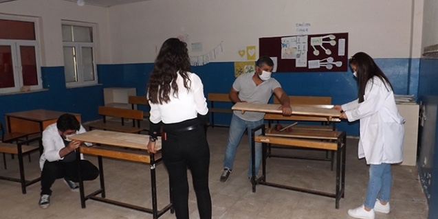 Öğretmenlerden Köy Okullarına LGS Fedakarlığı