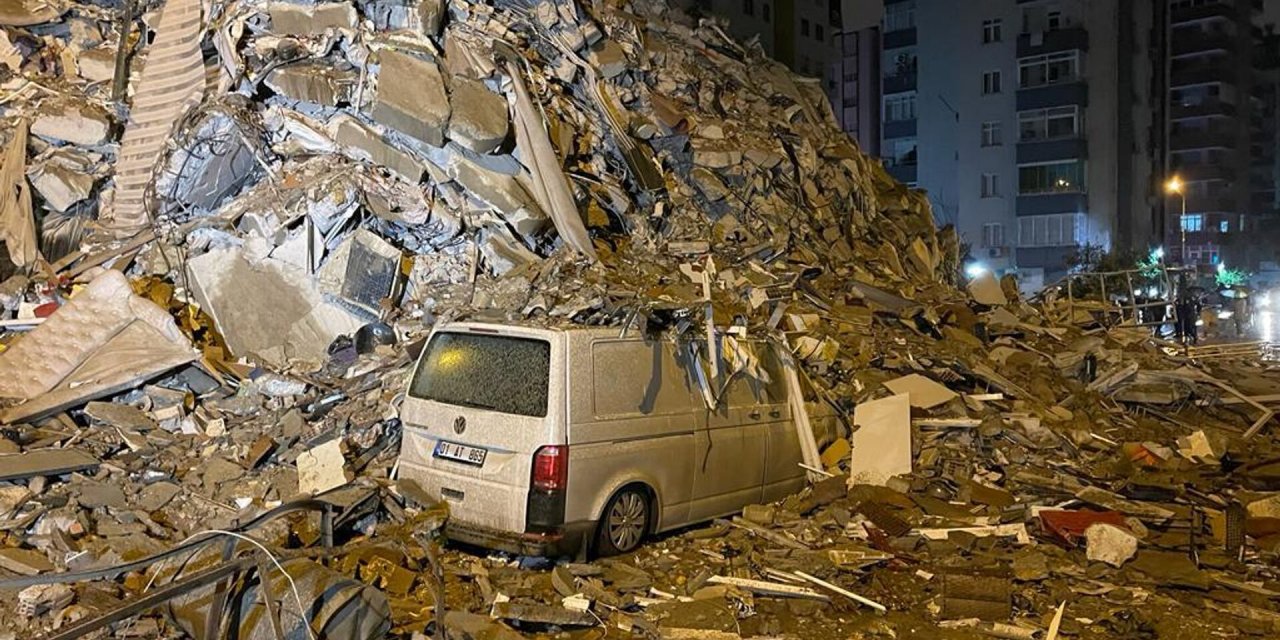 Deprem olan illerde okullar 1 hafta süreyle tatil edildi!