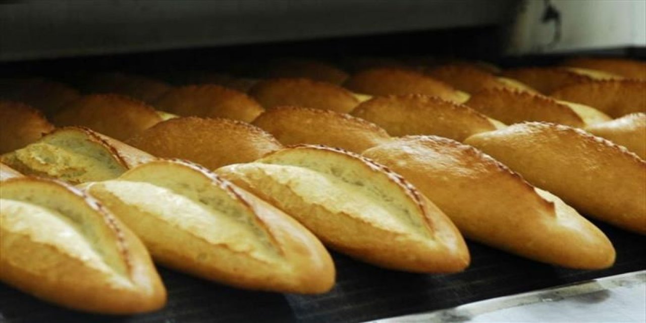 Deprem bölgesinde fırsatçı esnaf ekmeği 14 liradan satıyor..