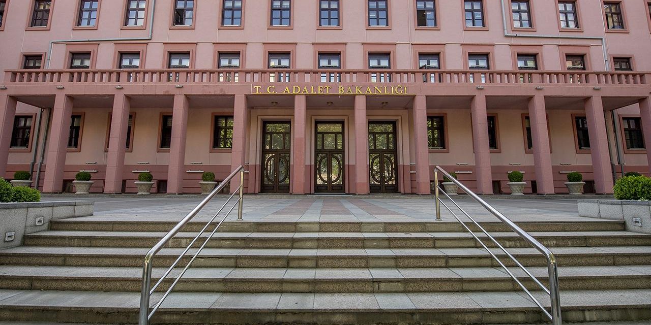 Adalet Bakanlığından talimat! Yıkılan binalarla ilgili soruşturma büroları kurulacak.