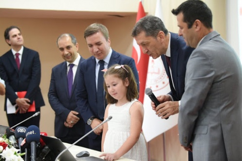 Ziya Selçuk'tan Hamza Aydoğdu'ya Veda ve Tebrik Mesajı