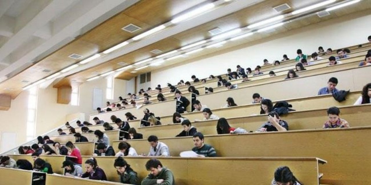 Üniversite öğrencilerini heyecanlandıran açıklama. Üniversiteler açılıyor, uzaktan eğitim kararı iptal mi ediliyor?