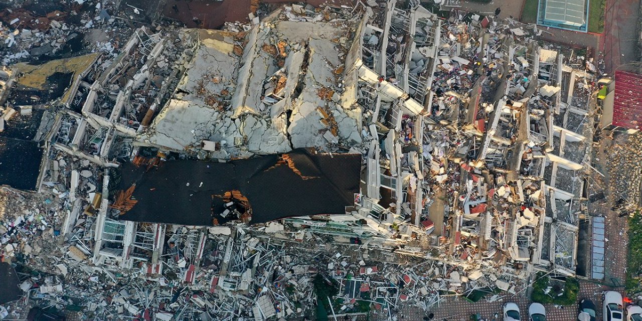Depremde yıkılan binada gerçekler ortaya çıktı! Resmen insanların canına kastedilmiş..