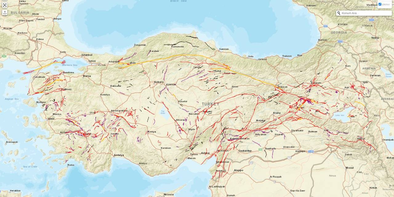 Evinizin altından fay hattı geçiyor mu? Uygulama ile sokağına kadar görebilirsiniz..