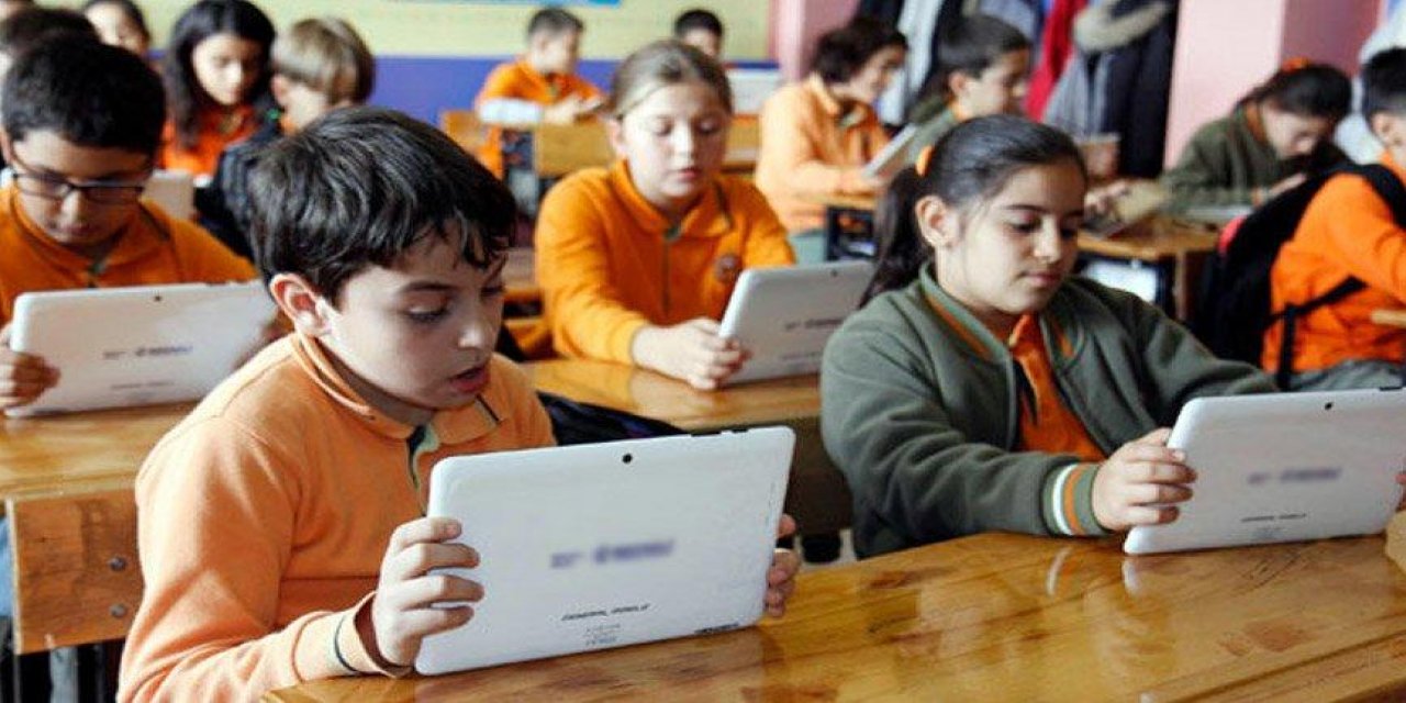 Milli Eğitim Bakanlığı tarafından öğrencilere tablet ve bilgisayar verilecek