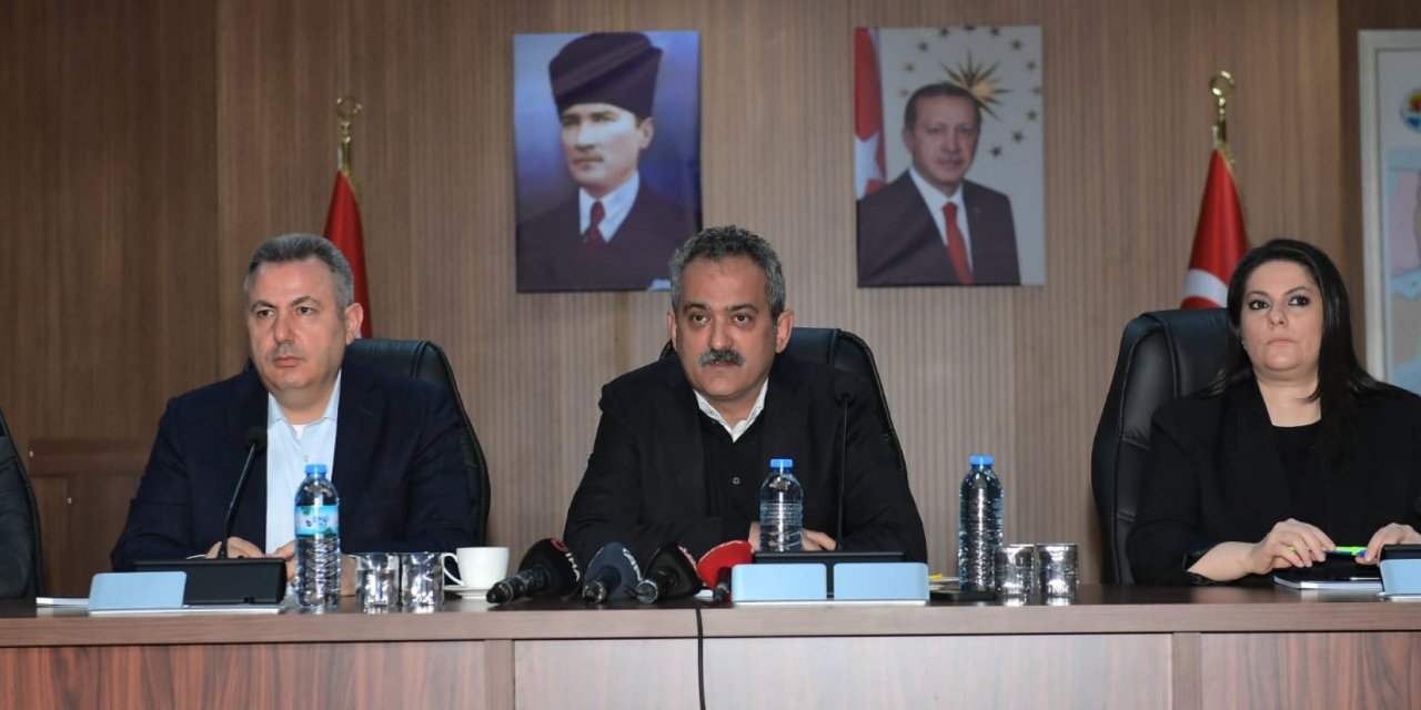 Milli Eğitim Bakanı Mahmut Özer Adana'da önemli açıklamalarda bulundu