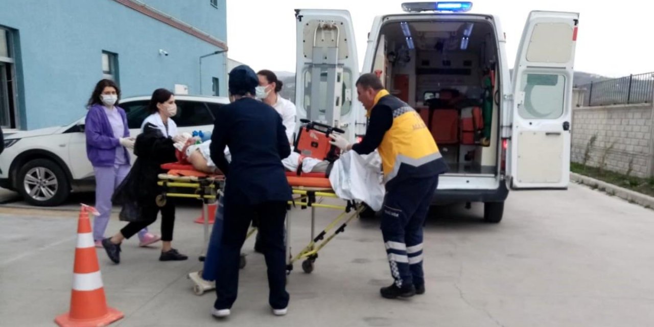 Tırın çarptığı emekli öğretmen ağır yaralandı