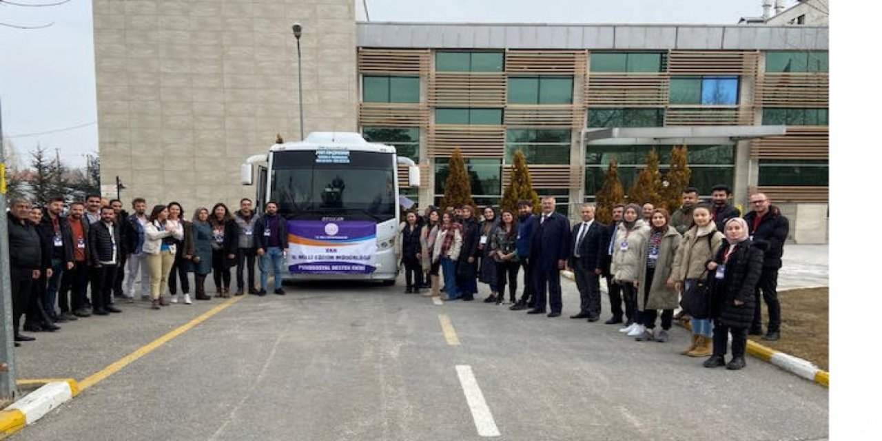 Van'dan 132 öğretmen Hatay'a uğurlandı