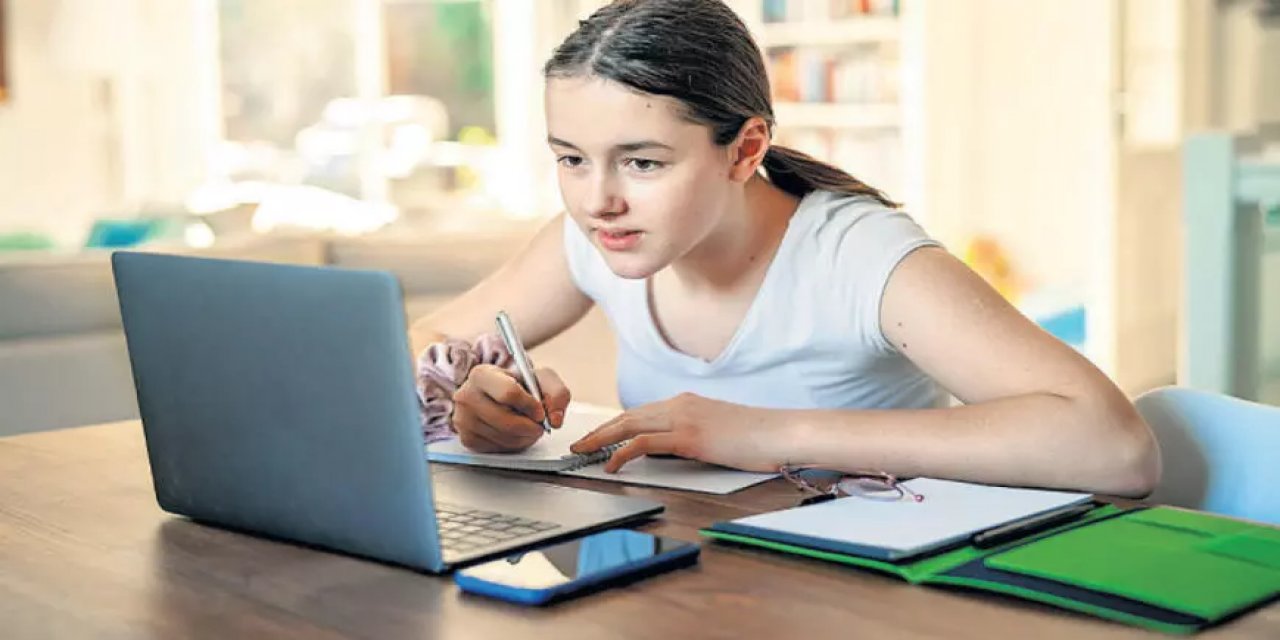 Yüz yüze eğitime geçilecek mi? | Uzmanlar uygulamalı derslerde yüz yüze eğitimin önemini vurguluyor