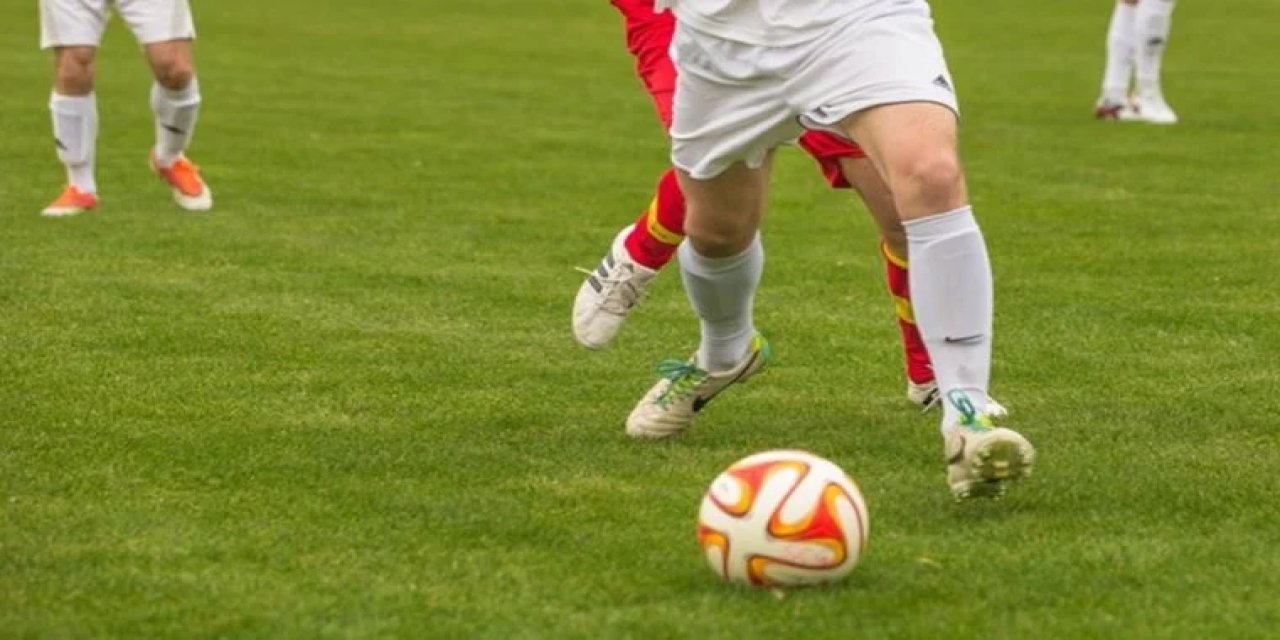 Liseler arası maçta 'Nazi' selamı! İstanbul İl Milli Eğitim Müdürlüğü soruşturma başlattı.