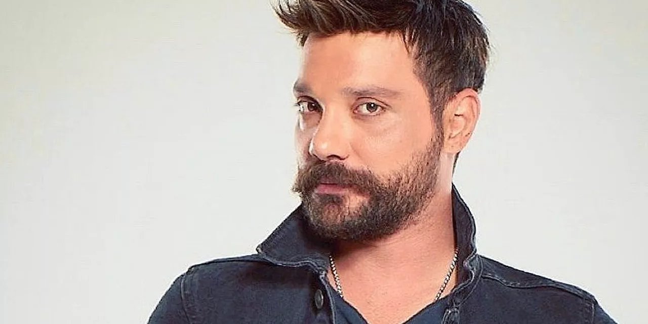 Oğuzhan Uğur 4 partiden milletvekilliği teklifi aldığını açıkladı