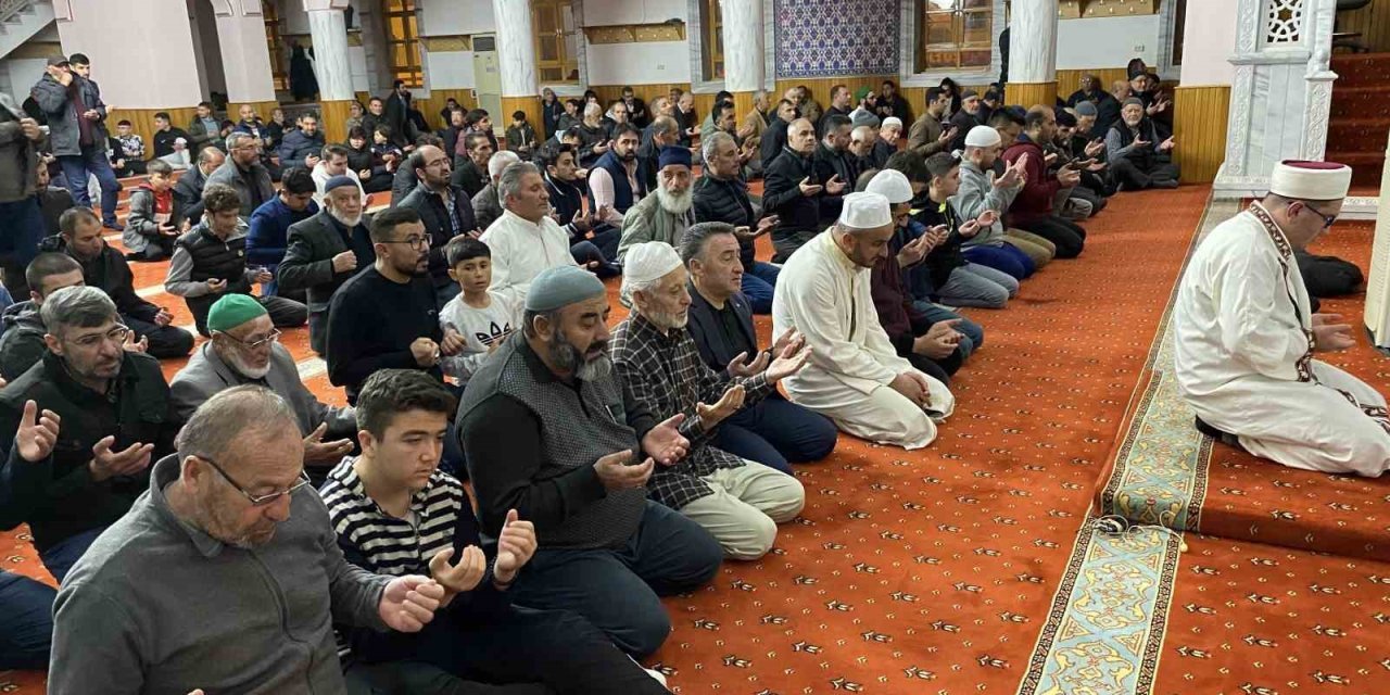 Teravih Namazı Nasıl Kılınır?