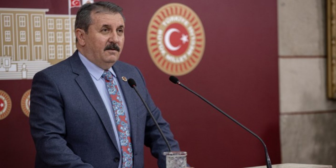 Cumhur ittifakı ortağı Desici'den ücretli öğretmenlerle alakalı açıklama