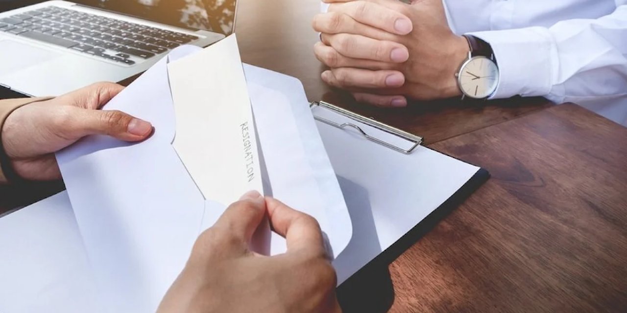 İstifa eden memur geri dönebilir mi? Hangi şartlarda geri dönebilir?