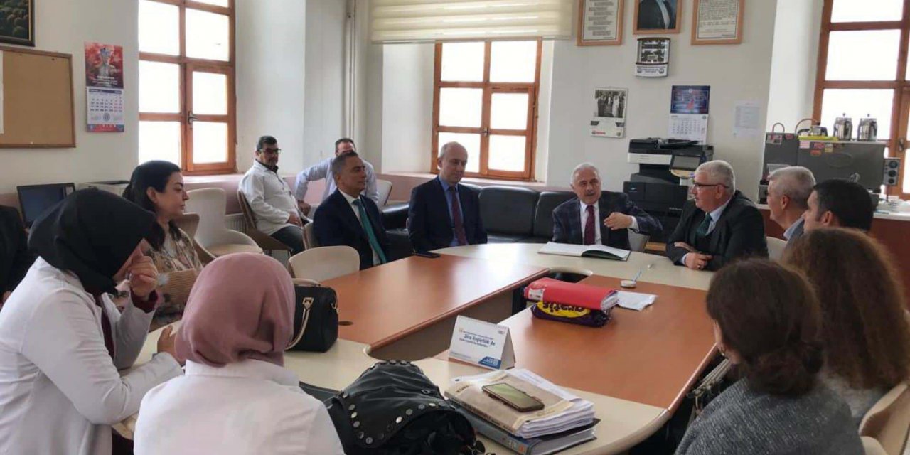 MEB Personel Genel Müdüründen Depremden Etkilenen Öğretmenlere Ziyaret.