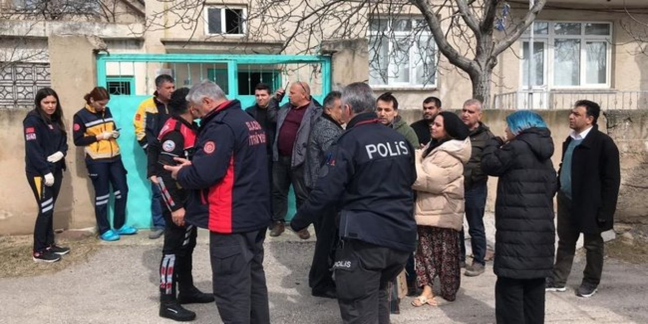 Öğretmen dehşet saçtı, 6 kişilik ailesini katletti