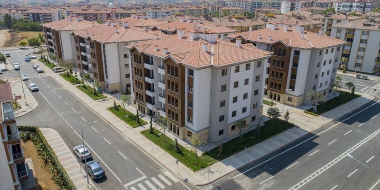 Toki Kura çekimleri: İstanbul, Silivri, Çatalca, Başakşehir, Esenle TOKİ kura sonuçları, isim listesi. 1 Nisan Cumartesi