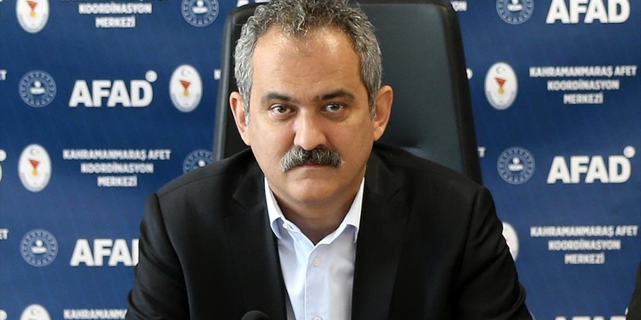 Bakan Özer: Deprem bölgesinde 3 bin 205 noktada öğrencilere kurs eğitim desteği sağlıyoruz
