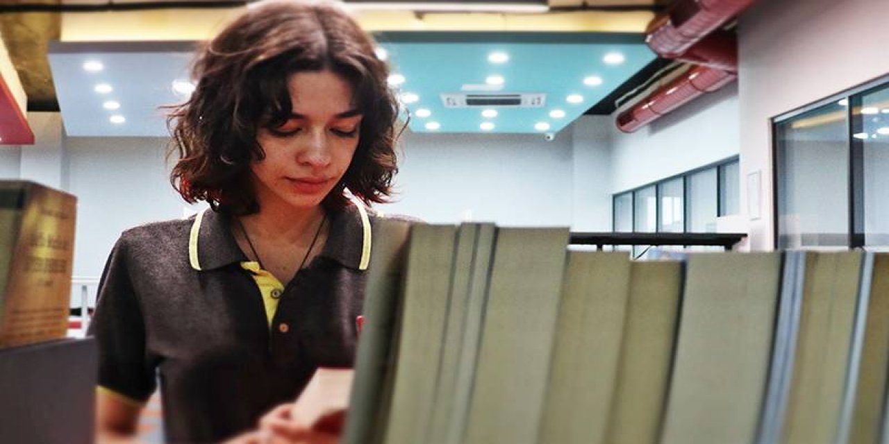 En iyi yabancı üniversiteler Diyarbakırlı Karen'i istiyor: 10 milyon TL burs cebinde..