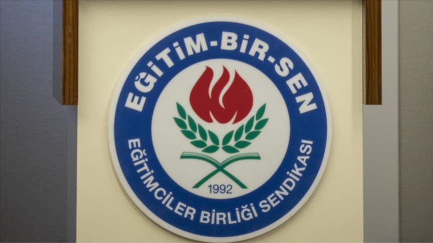 EBS Mobbing Uygulayan Milli Eğitim  Müdürlüğünün Önüne Siyah Çelenk Bırakacak