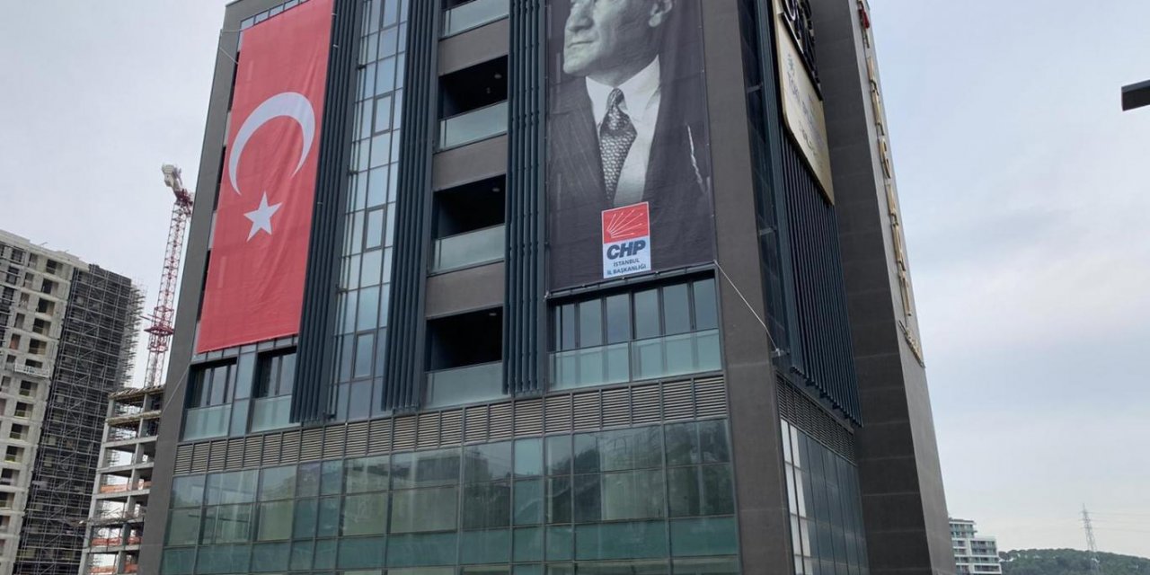 CHP İstanbul İl Başkanlığı binasına silahlı saldırı