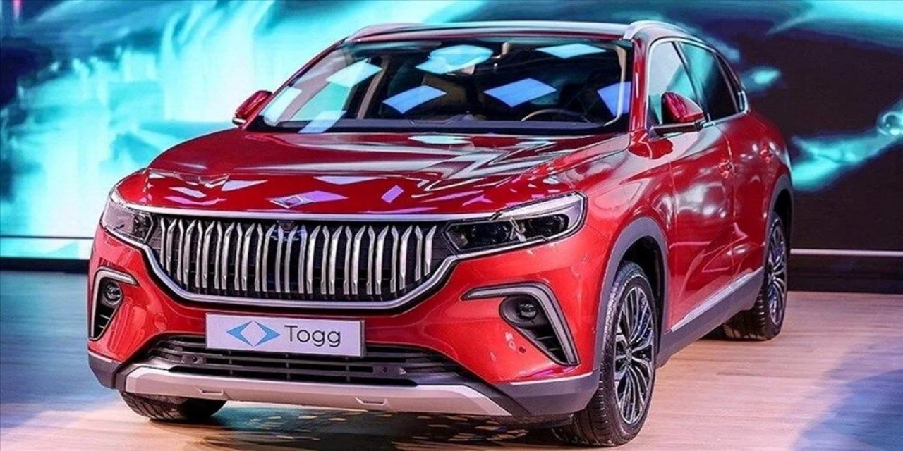 Mahmut Özer, MEB'e tahsis edilen TOGG'un sürüşünü yaptı. İşte o görüntüler..