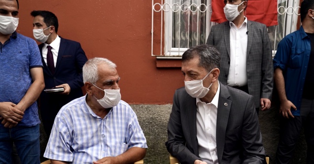Bakan Selçuk’tan Öğretmenin Ailesine Taziye Ziyareti