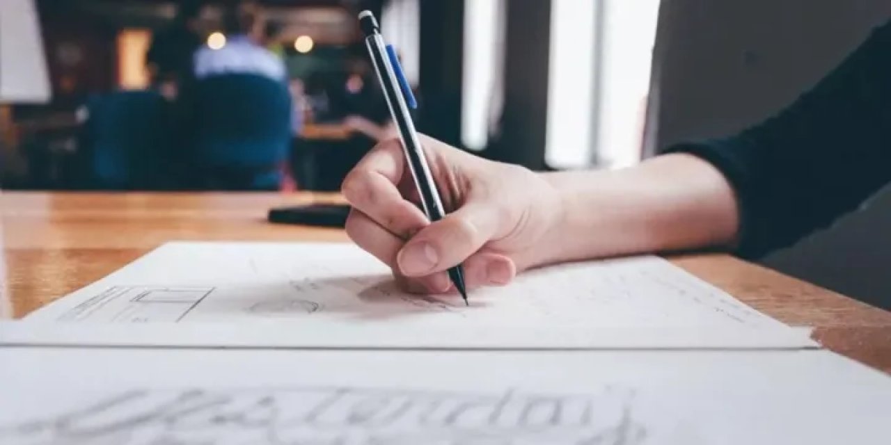 Evinin camını silerken, düşüp hayatını kaybeden kadın öğretmenin duygulandıran vasiyeti