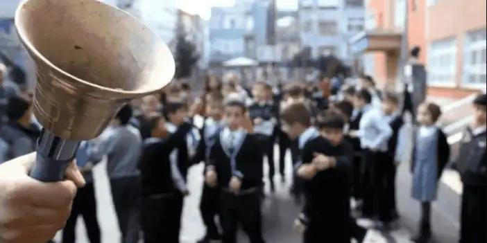 Öğretmenler Hangi İllerde İş Bırakacak? 3 Mart Salı Okullar Tatil Mi?