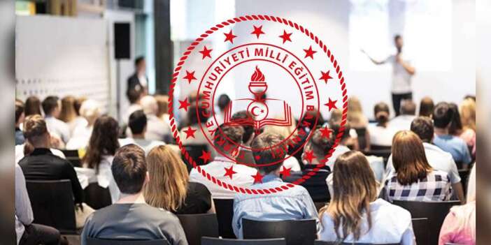 Akademide Eğitim Alacak 10 Bin Öğretmen Adayının Toplam Ders Saati Belli Oldu